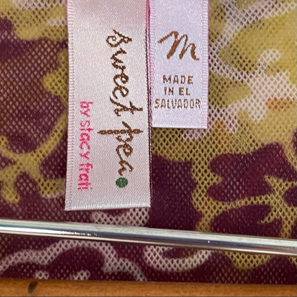 Gorgeous Sweet Pea by Stacy Frati wrap-front & ruched, 3/4-sleeves top - Picture 3 of 3